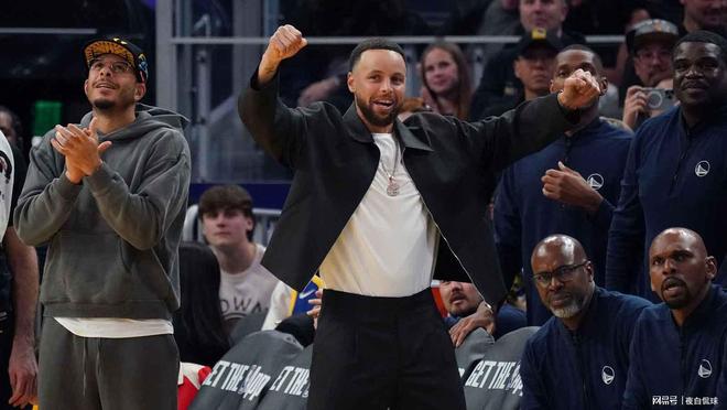 库里伤缺18场勇士排名滑落 科尔坚持战斗不放弃