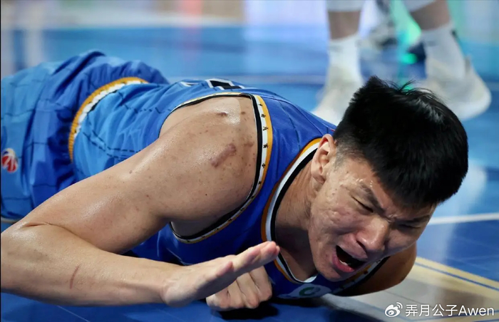 北汽男篮范子铭连续7场遭弃用引热议