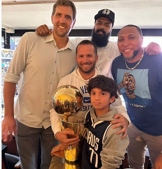 身高不足1米8的NBA传奇巴里亚转型教练 成为人生