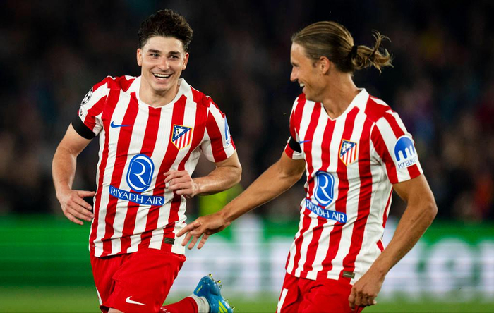 巴萨红牌惨败马竞 阿尔瓦雷斯破纪录助球队客场